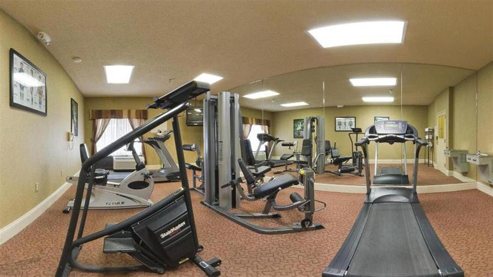Express & Midtown By Ihg Hotel 2*